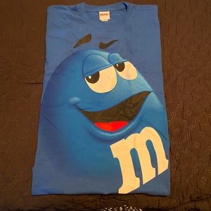 M and M branded short sleeve tee XXL